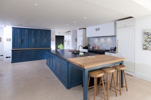 Kitchen / Breakfast Area- click for photo gallery